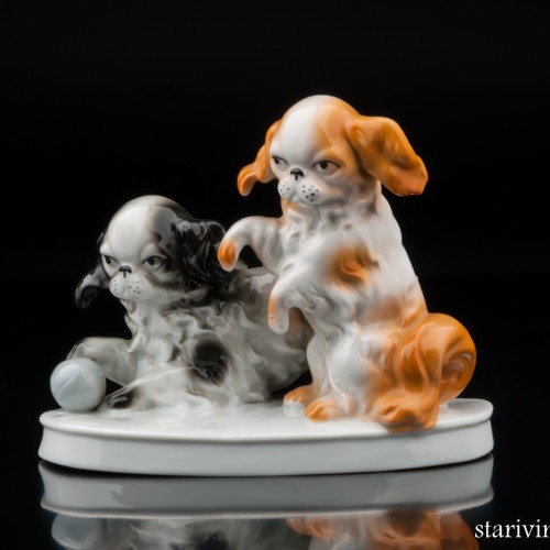 Пекинесы, играющие с мячом, Carl Scheidig, Германия, 1906-35 гг