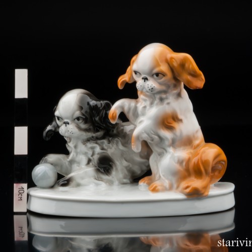 Пекинесы, играющие с мячом, Carl Scheidig, Германия, 1906-35 гг