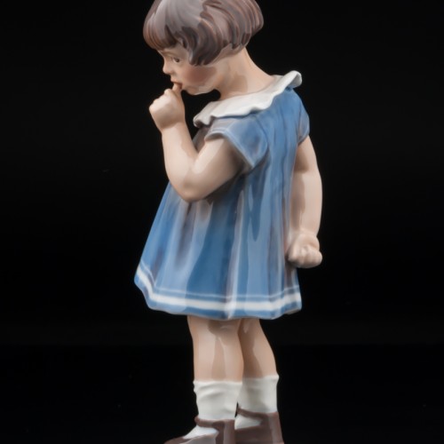 Девочка с пальцем во рту, Dahl Jensen, Дания