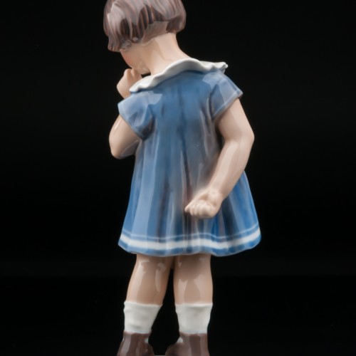 Девочка с пальцем во рту, Dahl Jensen, Дания