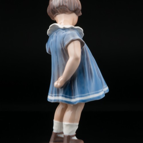 Девочка с пальцем во рту, Dahl Jensen, Дания