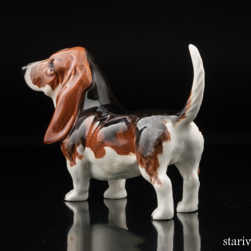 Бассет, Beswick, Великобритания