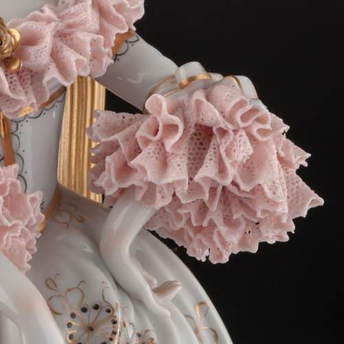 Лампа, дама в розовом, кружевная, Muller & Co, Германия, до 1927 г