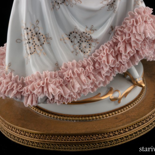 Лампа, дама в розовом, кружевная, Muller & Co, Германия, до 1927 г