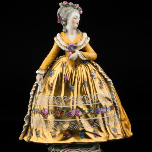 Дама в желтом платье с веером, Carl Thieme, Германия, кон. 19 - нач. 20 вв