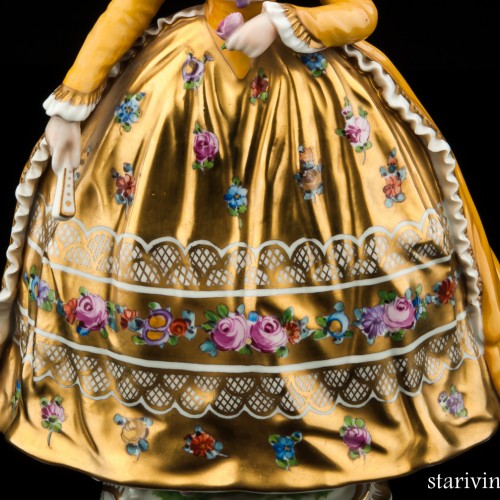 Дама в желтом платье с веером, Carl Thieme, Германия, кон. 19 - нач. 20 вв