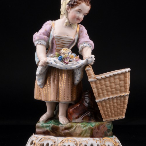 Девушка с корзиной, Jacob Petit, Франция, нач. 19 в