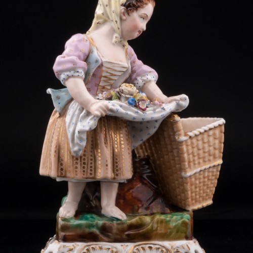 Девушка с корзиной, Jacob Petit, Франция, нач. 19 в