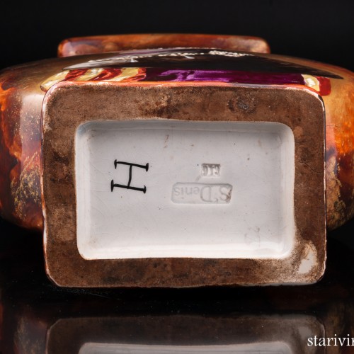 Декоративная ваза с портретом дамы, Сен-Дени, Франция, сер. 19 в