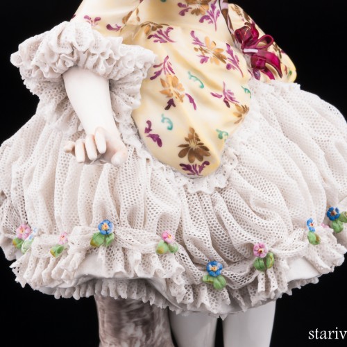 Дама в розовой шляпке, кружевная, Volkstedt, Германия, до 1935 г