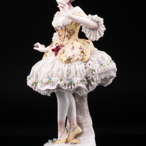 Дама в розовой шляпке, кружевная, Volkstedt, Германия, до 1935 г