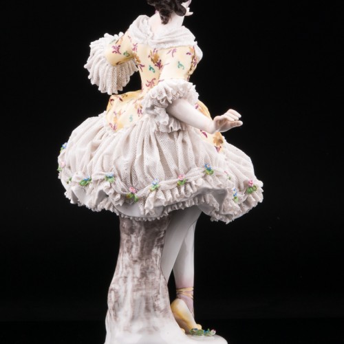 Дама в розовой шляпке, кружевная, Volkstedt, Германия, до 1935 г