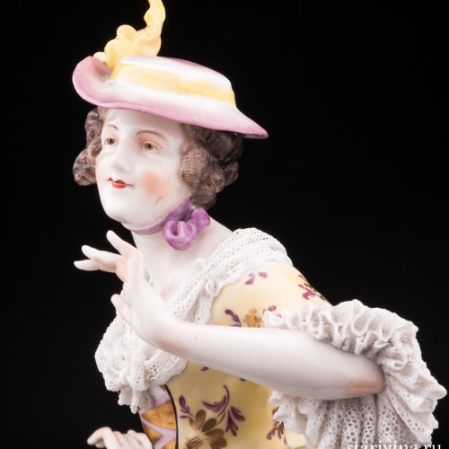 Дама в розовой шляпке, кружевная, Volkstedt, Германия, до 1935 г