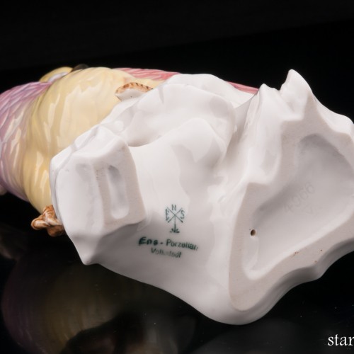 Розовый попугай какаду на кукурузном початке, Karl Ens, Германия, 1920-30 гг