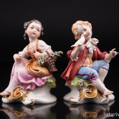 Мальчик с голубем и девочка с корзиной, Capodimonte, Италия, сер. 20 в