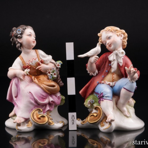 Мальчик с голубем и девочка с корзиной, Capodimonte, Италия, сер. 20 в