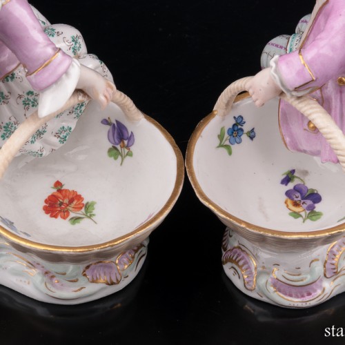 Фарфоровые подсвечники дети с корзинами, Meissen, Германия, кон. 19 в