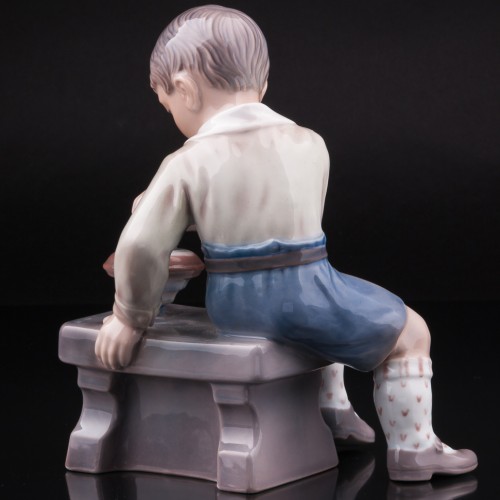 Мальчик с юлой, Dahl Jensen, Дания