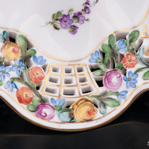 Фарфоровое блюдо Три ангелочка, Carl Thieme, Германия, нач. 20 в