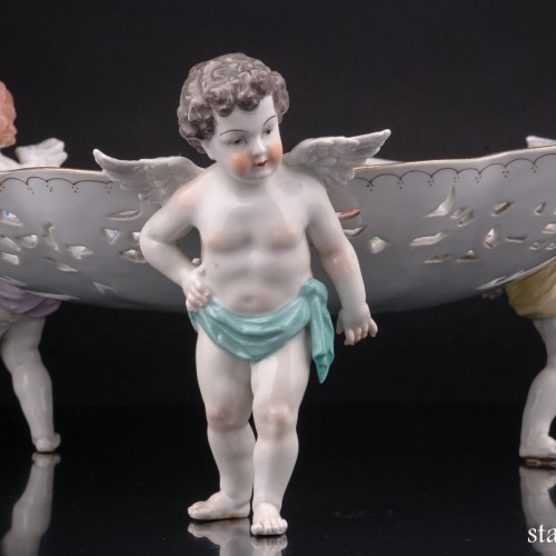 Фарфоровое блюдо Три ангелочка, Carl Thieme, Германия, нач. 20 в