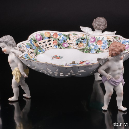 Фарфоровое блюдо Три ангелочка, Carl Thieme, Германия, нач. 20 в