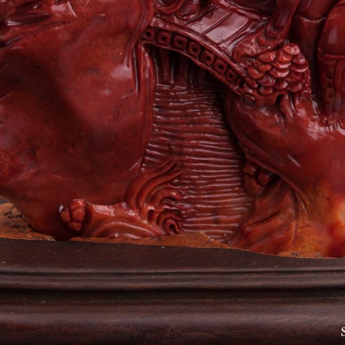 Резной камень Над горной рекой, Китай