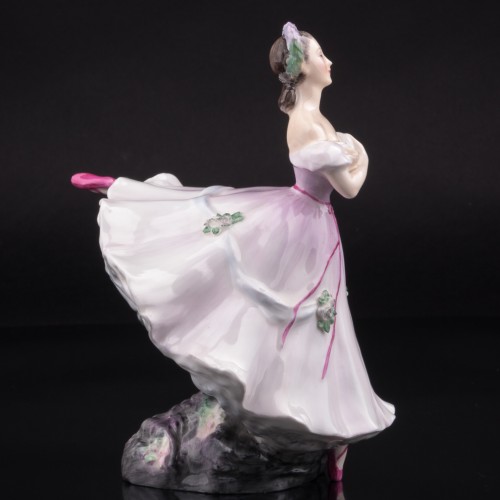 Балерина в розовом, Royal Doulton, Великобритания, 1952 г