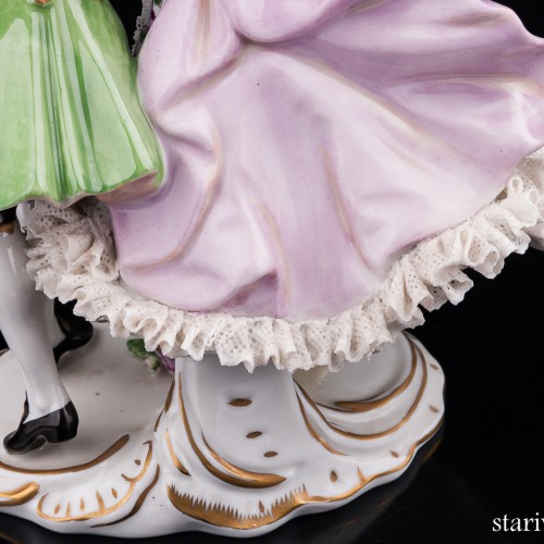 Пара с веером, кружевная, Volkstedt, Германия, вт. пол. 20 в