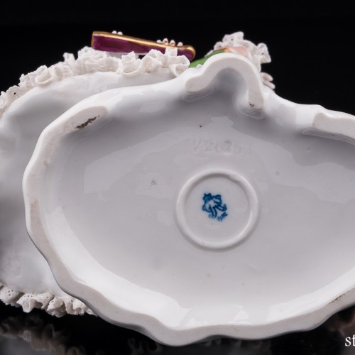 Пара с веером, кружевная, Volkstedt, Германия, вт. пол. 20 в