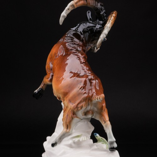 Горный козёл с ящерицей, Karl Ens, Германия