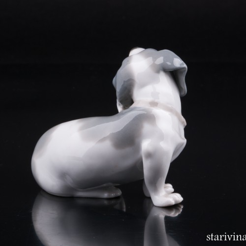 Такса чешет ухо, Metzler & Ortloff, Германия, 1890-45 гг