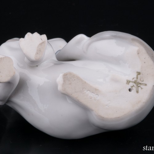 Такса чешет ухо, Metzler & Ortloff, Германия, 1890-45 гг