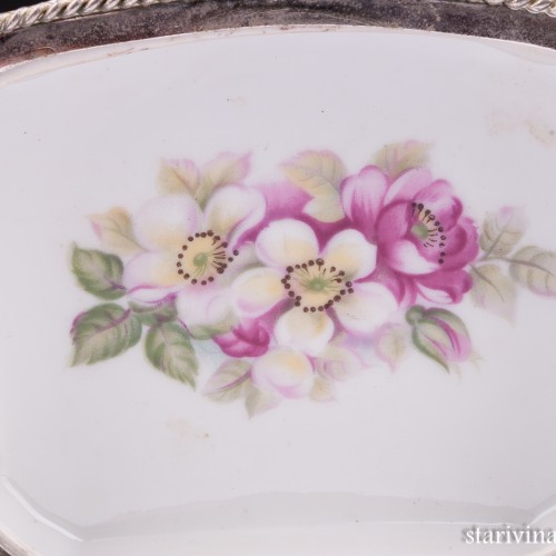 Шкатулка Охотник и пастушка, кремовая, Германия, пер. пол. 20 в