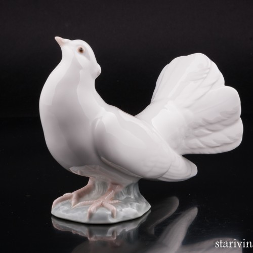 Голубка, Lladro, Испания