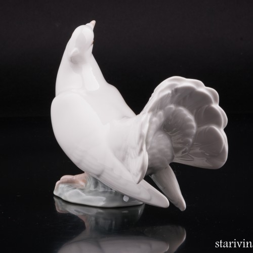 Голубка, Lladro, Испания