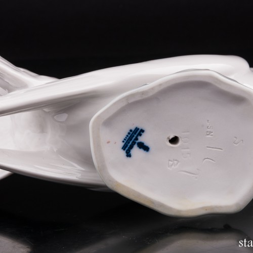 Голубка, Lladro, Испания