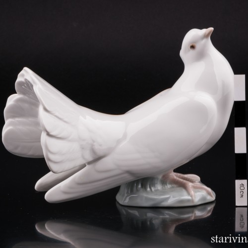 Голубка, Lladro, Испания