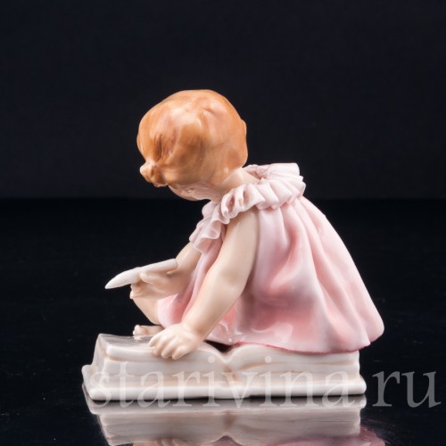 Девочка на книжке, Karl Ens, Германия, 1920-30 гг