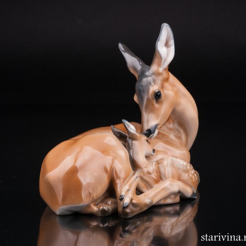 Фарфоровая статуэтка Олениха с олененком, Eschenbach, Германия, 1930-50 гг.