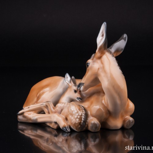 Фарфоровая статуэтка Олениха с олененком, Eschenbach, Германия, 1930-50 гг.