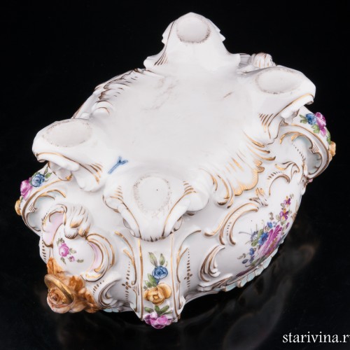 Фруктовница с головами львов, Германия, 19 в