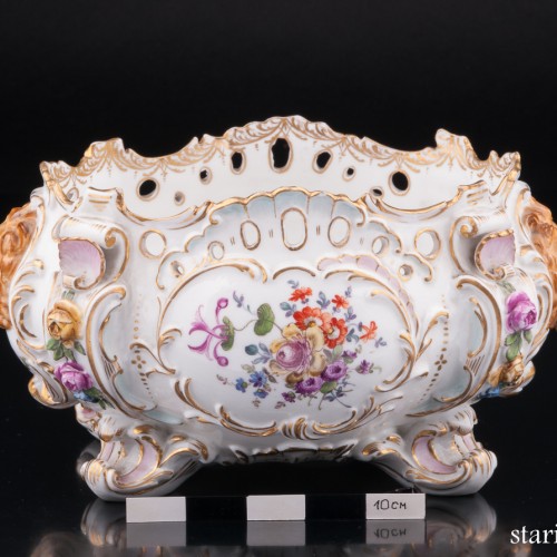 Фруктовница с головами львов, Германия, 19 в