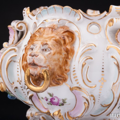 Фруктовница с головами львов, Германия, 19 в