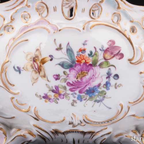 Фруктовница с головами львов, Германия, 19 в