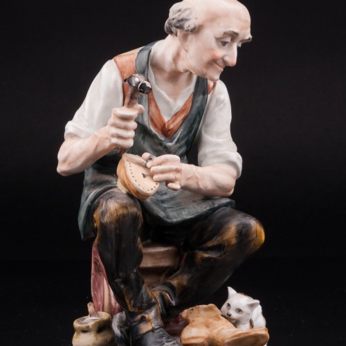 Башмачник и котенок, Capodimonte, Италия