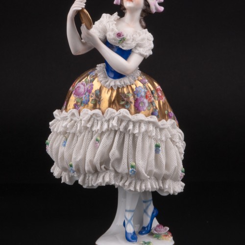 Девушка с зеркалом в золотом платье, кружевная, Volkstedt, Германия, до 1935 г