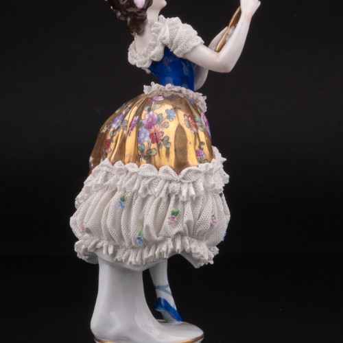 Девушка с зеркалом в золотом платье, кружевная, Volkstedt, Германия, до 1935 г