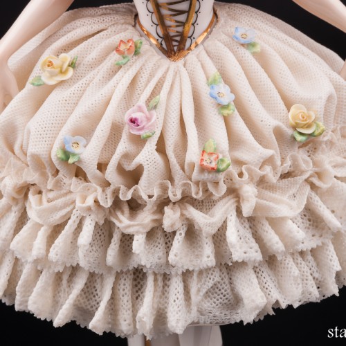 Балерина в белом платье, кружевная, Rudolf Kammer, Германия, 1940-50 гг