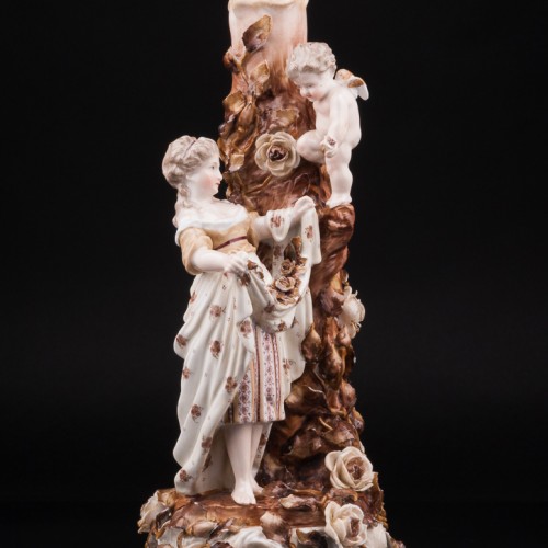 Подсвечник, девушка и Амур собирают розы, Германия, 19 в
