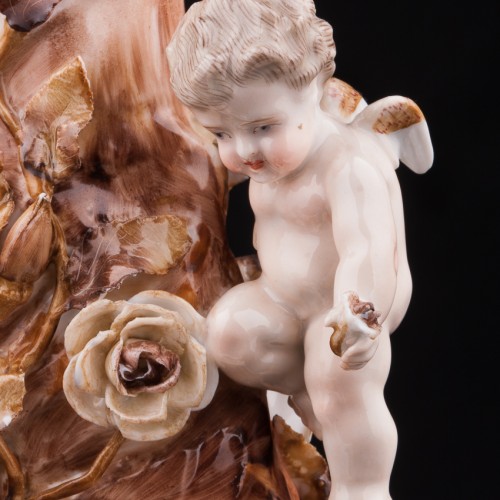 Подсвечник, девушка и Амур собирают розы, Германия, 19 в